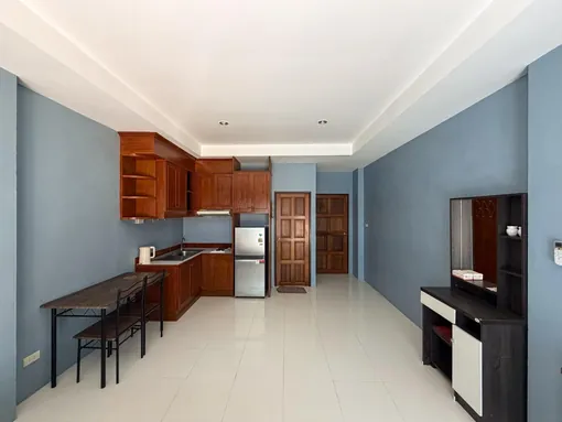 Studio room with kitchen