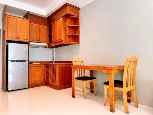 Kitchen and dining table