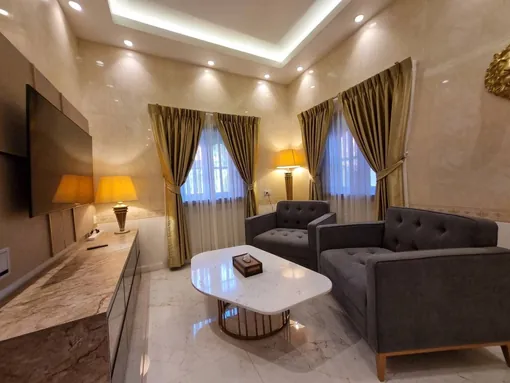 Suite sitting room