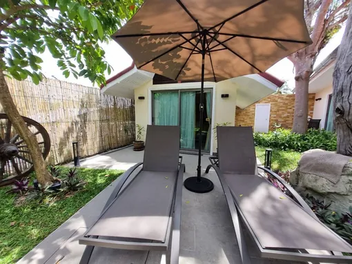 Garden room terrace