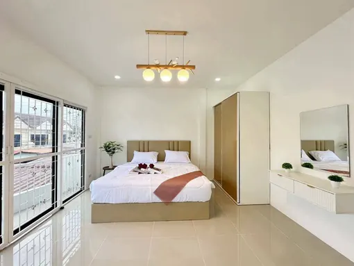 Chaiyapruek Road, 2 Bedroom Townhouse for Sale photo 8