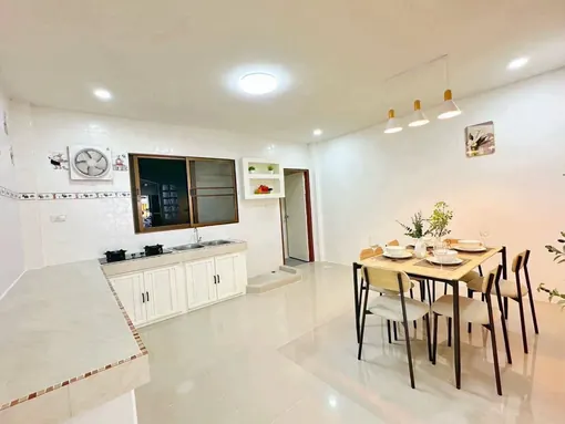 Chaiyapruek Road, 2 Bedroom Townhouse for Sale photo 11