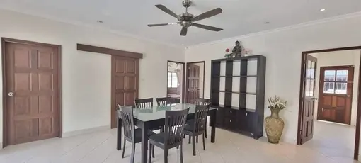 Soi Chaiyapruek 3, 3 Bedroom Pool Villa to Rent in Jomtien photo 4
