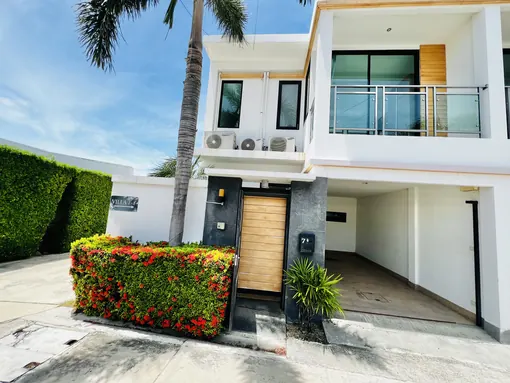 Tropicana, 3 Bedroom Pool Villa for Sale in Jomtien photo 4