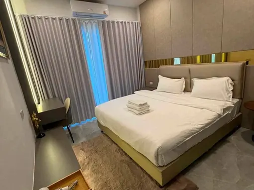 Chaiyapruek Road, 4 Bedroom Pool Villa for Sale or Rent photo 4