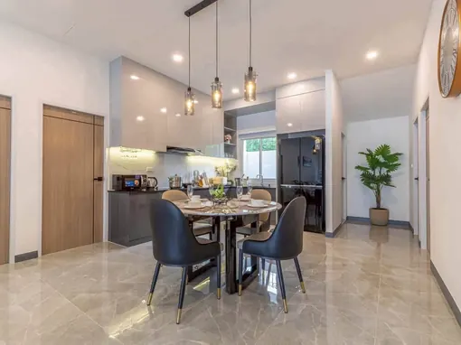 Chaiyapruek Road, 4 Bedroom Pool Villa for Sale or Rent photo 8