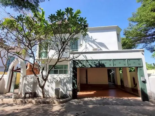 4 Bedroom Pool Villa to Rent on Sukhumvit Road, Pattaya photo 2
