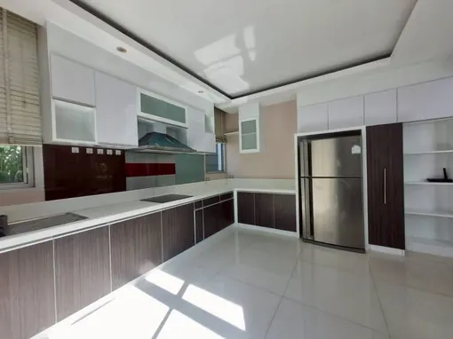 4 Bedroom Pool Villa to Rent on Sukhumvit Road, Pattaya photo 14