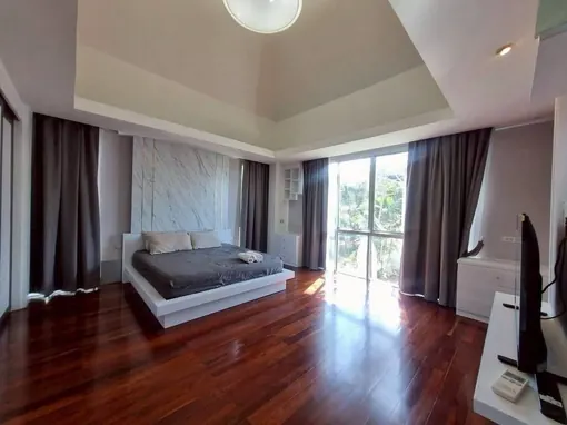 4 Bedroom Pool Villa to Rent on Sukhumvit Road, Pattaya photo 17