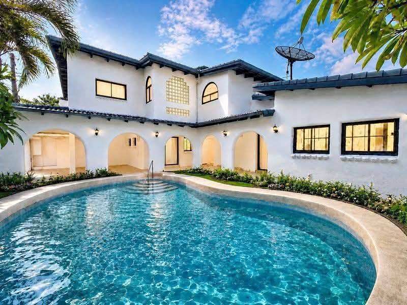 Palm Springs Village, 4 Bedroom Pool Villa to Rent