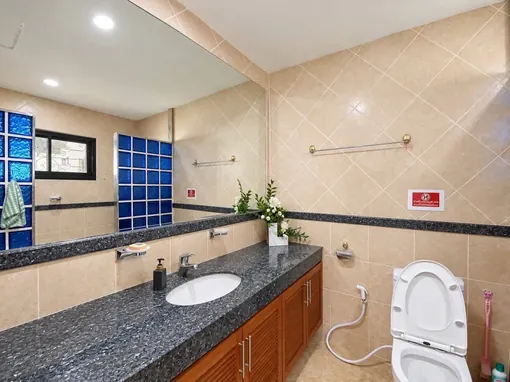 Palm Springs Village, 4 Bedroom Pool Villa to Rent photo 31
