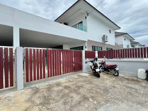 Chokchai 9 Village, 5 Bedroom Pool Villa to Rent in Pattaya photo 2