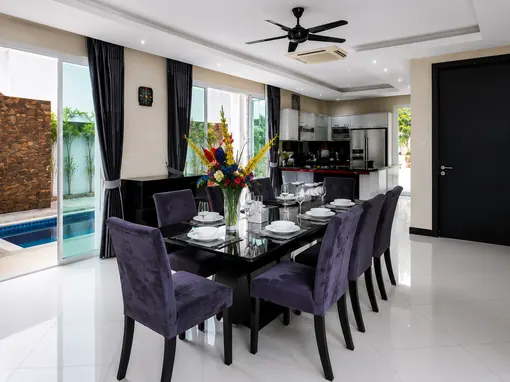 5 Bedroom Pool Villa for Sale in Jomtien photo 7