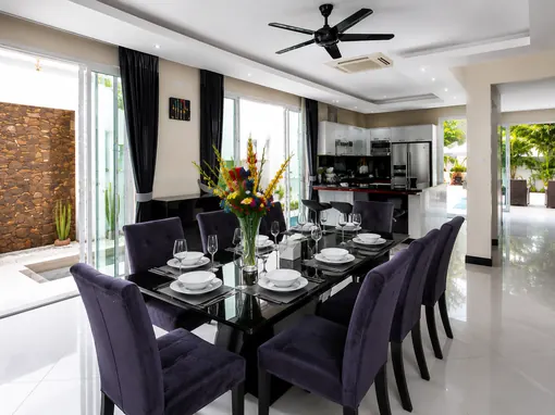 5 Bedroom Pool Villa for Sale in Jomtien photo 8