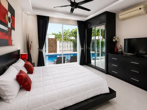 5 Bedroom Pool Villa for Sale in Jomtien photo 10