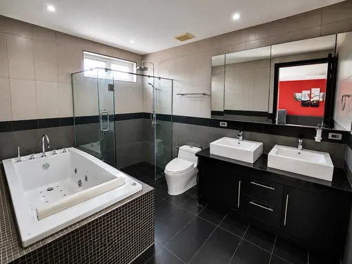 5 Bedroom Pool Villa for Sale in Jomtien photo 18