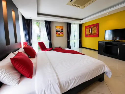 5 Bedroom Pool Villa for Sale in Jomtien photo 22
