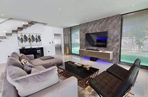 6 Bedroom Pool Villa for Sale or Rent in Pratumnak photo 9