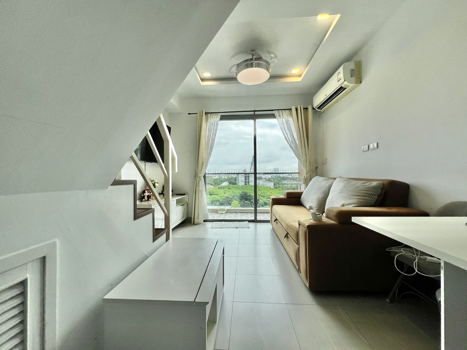Laguna Beach Resort 2, Loft Condo, 7th Floor City View