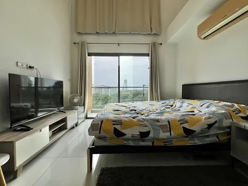 Laguna Beach Resort 2, High-Ceiling Studio, 7th Floor photo 2