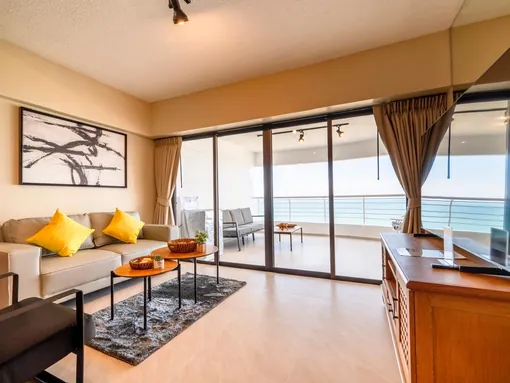 Metro Jomtien Condotel, 57 sqm Sea View Studio, 19th Floor