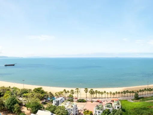 Metro Jomtien Condotel, 57 sqm Sea View Studio, 19th Floor photo 3