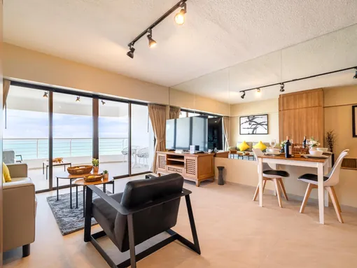 Metro Jomtien Condotel, 57 sqm Sea View Studio, 19th Floor photo 6