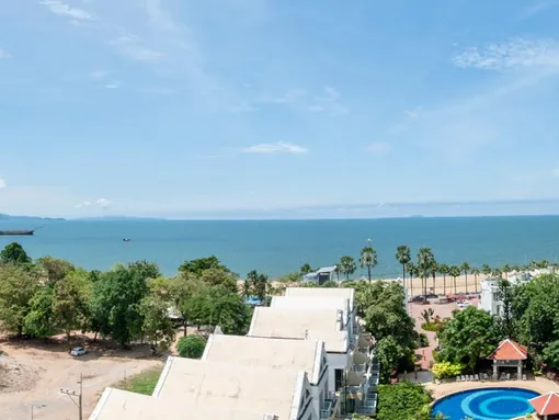 Metro Jomtien Condotel, Sea View Studio, 8th Floor photo 14