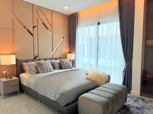 5 Bedroom Luxurious Pool Villa For Sale photo 3