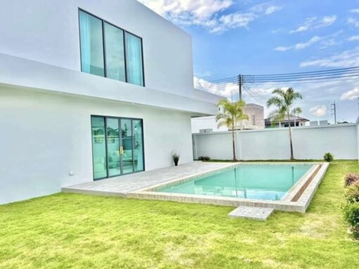 5 Bedroom Luxurious Pool Villa For Sale photo 13